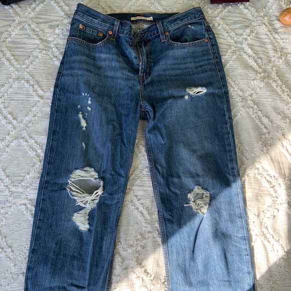 Levi’s Low Pro Ripped Jeans - Picture 3 of 3